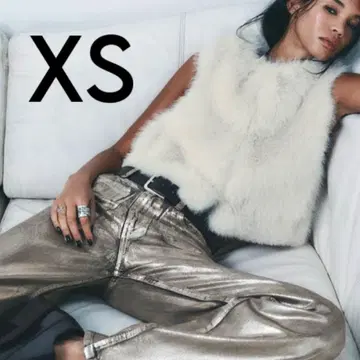 새상품 완판템 ZARA 숏 인조 모피 베스트 XS 라이트 베이지