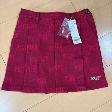 MBE 빨간색 플리츠 스커트 S 사이즈