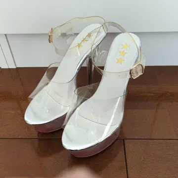 서머스타 대회용 공식 힐 앞바닥 있음