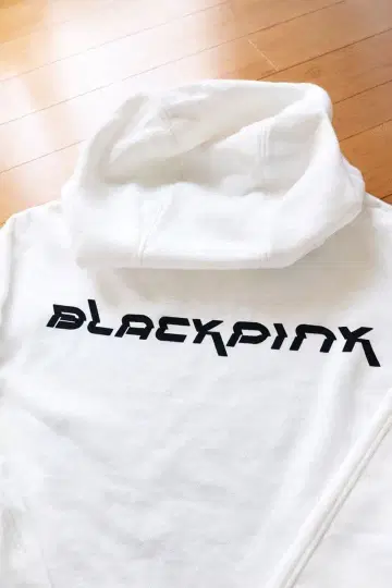 주말 가격 인하! BLACKPINK 콜라보 후드티 화이트 XL 한정품