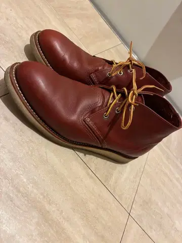 브라운 가죽 처카 부츠