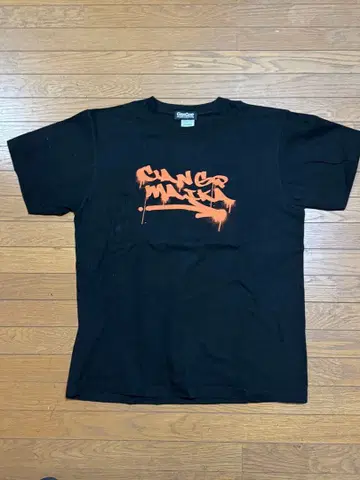 GANG PARADE 캔 GP 운모 티셔츠 L 사이즈