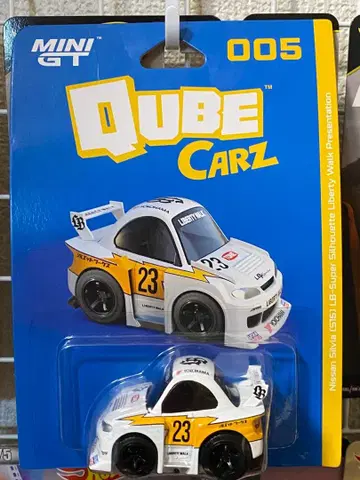 MINI GT QUBE Carz 005 Nissan Silvia S15