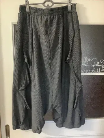 드럭 스토어즈 후아이 팬츠