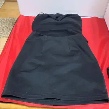 블랙 타이트 스커트 슬립온 스타일