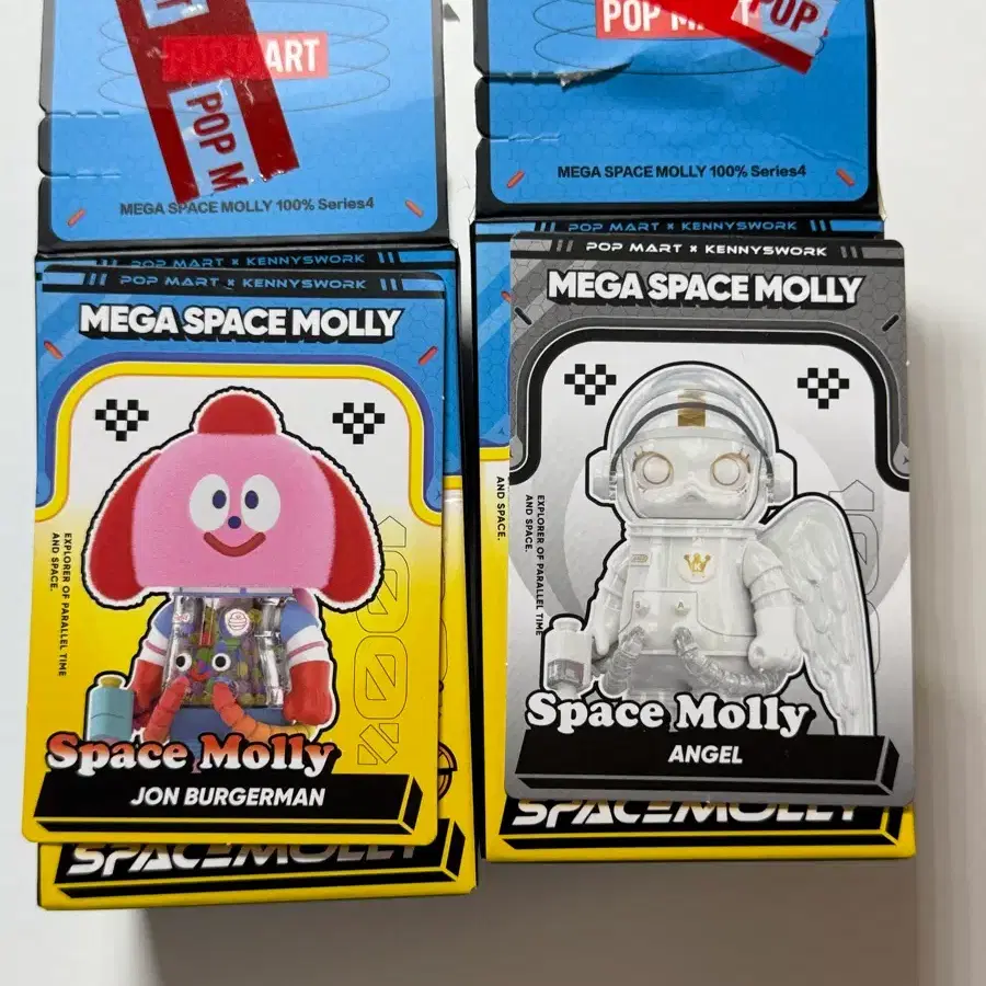 Pop Mart Mega Space Molly 100% Series 4 Secret Angel #팝마트