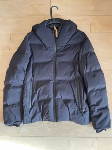 [ 클리닝 완료 ] UNIQLO 심리스 다운 파카