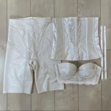 아르이즈 웨딩 아르이즈 드레스 브라이덜 이너 세트 C65