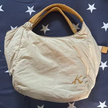 경량 베이지 토트백