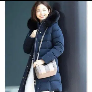 거의 사용하지 않은 새상품급 빔즈 네이비 후드 부착 다운 자켓 36