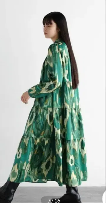 [ 새상품 ] RADIATE 아트 페인트 티어드 원피스