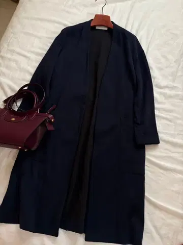 1시즌 착용 투모로우랜드 코트