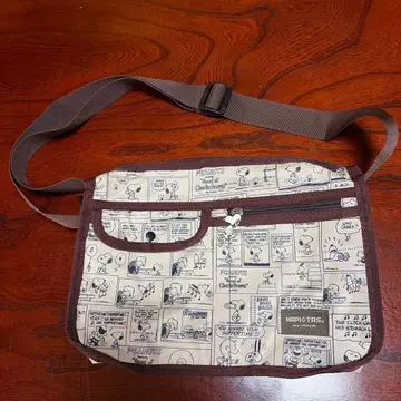 PEANUTS 숄더백 코믹 디자인