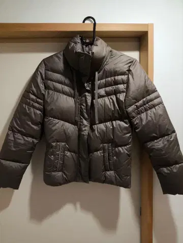 아디다스 다운 자켓 S