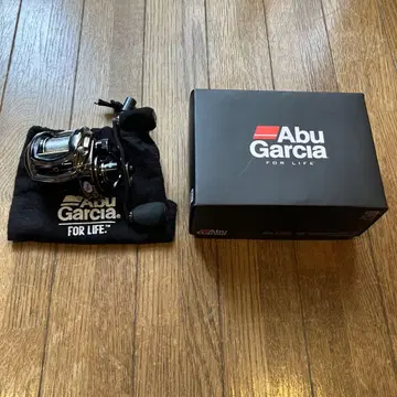 [ 새상품 미사용 ] 아부 가르시아 로켓9 왼쪽 핸들