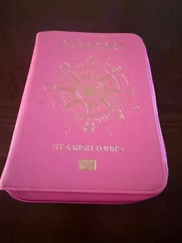 쿠루스 쇼 여권 케이스