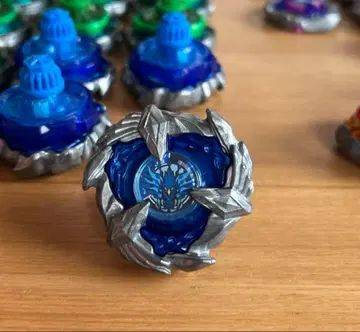 베이블레이드 X 랜덤 부스터 Vol.4 피닉스 윙 5-80H