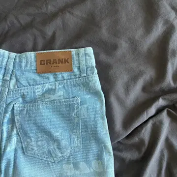 CRANK 라이트 블루 데님 팬츠