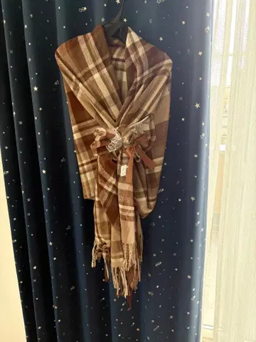 아마벨 대형 스톨 브라운 체크 새상품