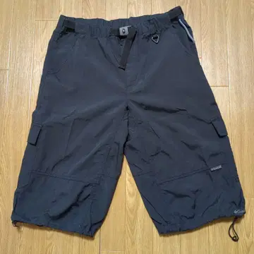 컬럼비아 블랙 카고 숏팬츠