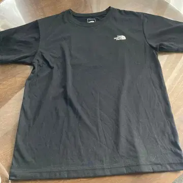 THE NORTH FACE 블랙 티셔츠 L 사이즈