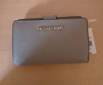 MICHAEL KORS 컴팩트 미디엄 지갑
