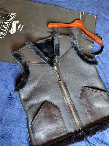 Y2Leather 콜로메일 무스탕 베스트 레어 블랙 Size40