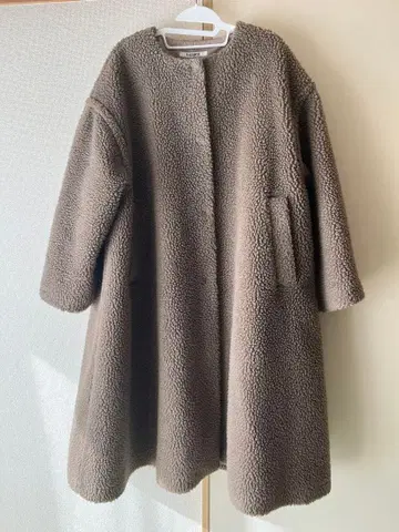 RADIATE 라디에이트 노카라 보아 코트