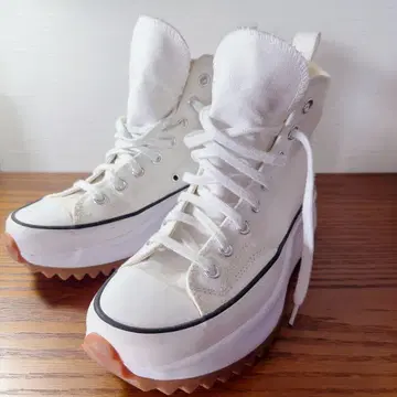 컨버스 런스타 하이크 통굽 스니커즈 25 화이트