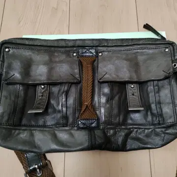 ZER 가죽 바디백