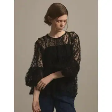 새상품 야마다야 ample 앰플 플로키 도트 튤 블라우스