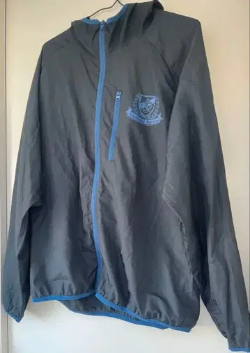 요코하마 F. 마리노스 얇은 소재 나일론 자켓 후드 부착