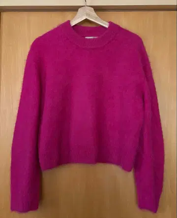 unfil 크루넥 긴팔 스웨터 핑크