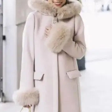 새상품급 아푸와이저 리셰 후드 퍼 포함 5way 코트