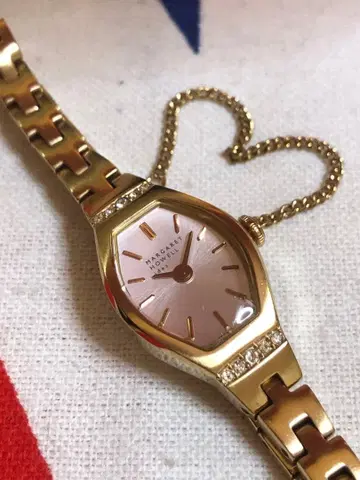 마가렛호웰 여성용 시계 배터리 교환 완료