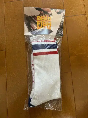 새상품! MAD MOUSE COMIC DEAD FISH SOCKS 2족