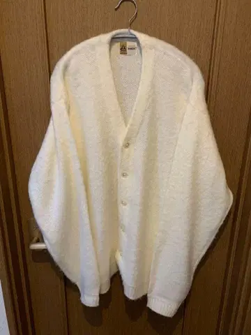 TOWN CRAFT 타운크래프트 화이트 재규어 가디건 M 사이즈