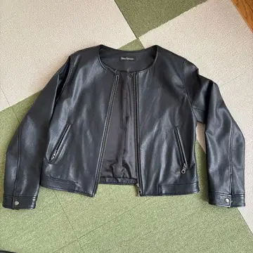Clear Impression 블랙 가죽 자켓 사이즈 2