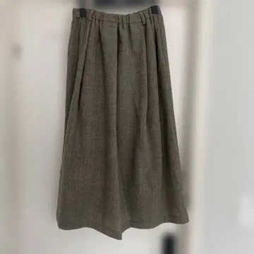 APPLE HOUSE 플레어 스커트