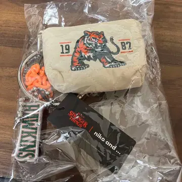 STRANGER THINGS 콜라보 반지 파우치 참