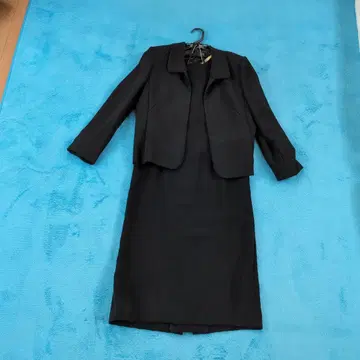블랙 원피스 슈트