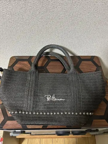 Ruth Hanan 스트라이프 토트백 그레이