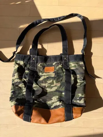카모 패턴 토트백