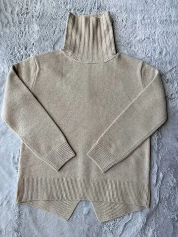 두지엠 클라세 JADE 터틀넥 풀오버 니트 스웨터