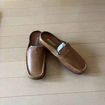 KISCO 브라운 로퍼 슬립온