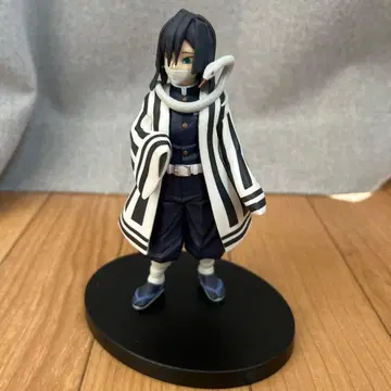 귀멸의 칼날 뱀 사용자 피규어