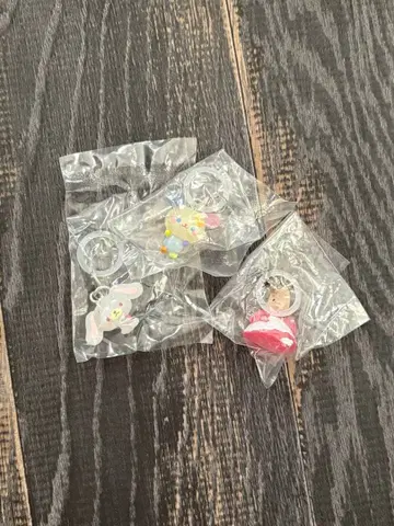 산리오 캐릭터즈 윳토 메지루시 액세서리