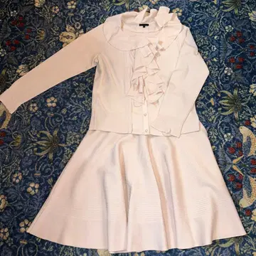 TO BE CHIC 얇은 핑크 셋업 사이즈 4446