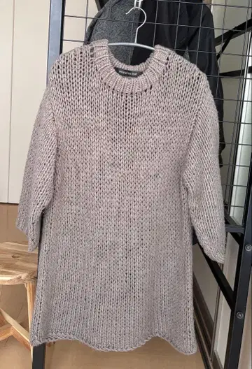 미즈이로 인드 베이지 긴팔 니트 원피스