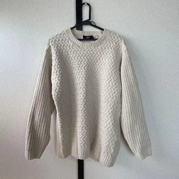 AZUL 편직 니트 스웨터 M 사이즈 아이보리